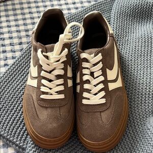 Steve Madden Brown and White Women's Sneakers